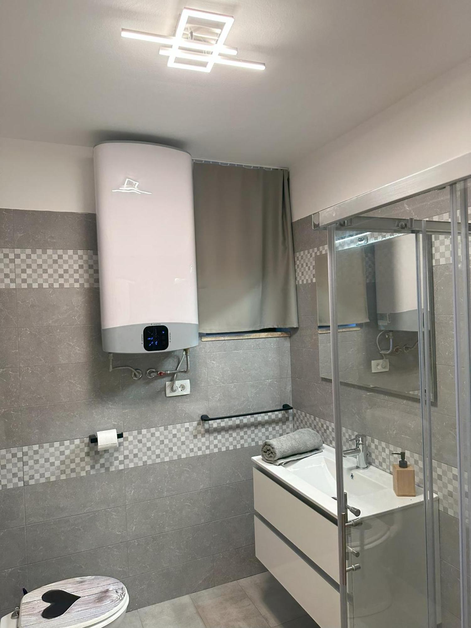 Apartma Anze Samec Dobravlje Экстерьер фото